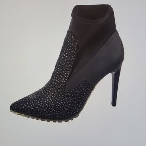 Tibi suede sock ankle boots. Black animal print. Sz 9.5. Pointed toe